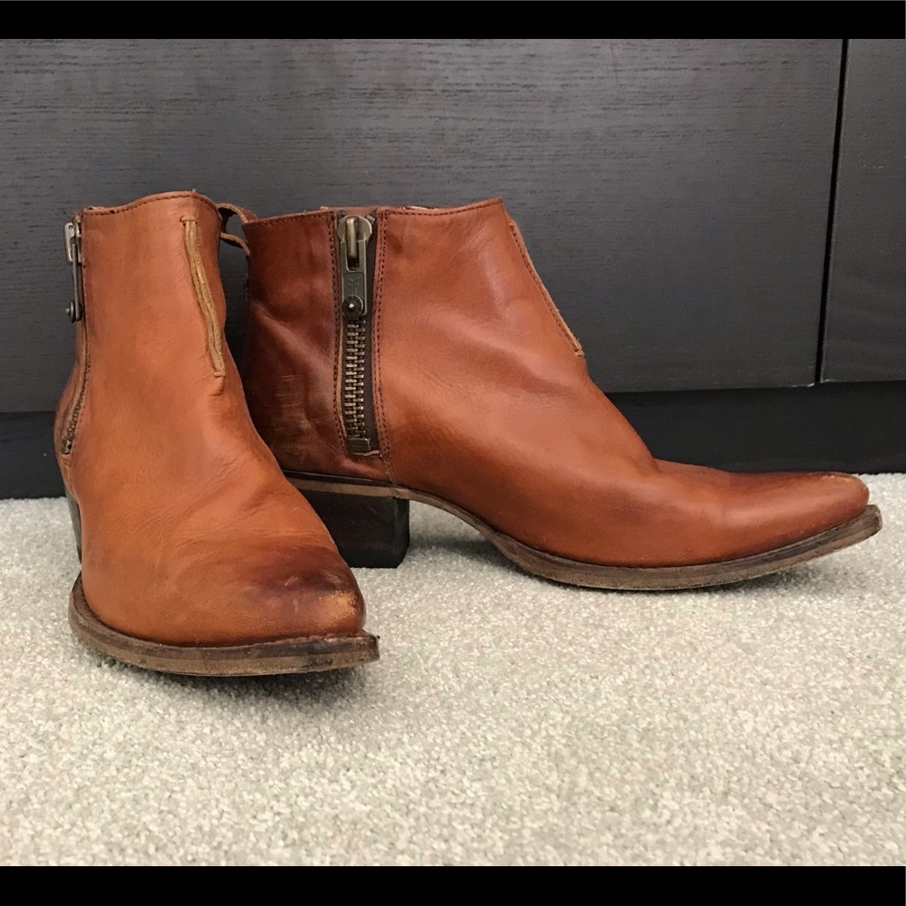 Frye Ankle boots
